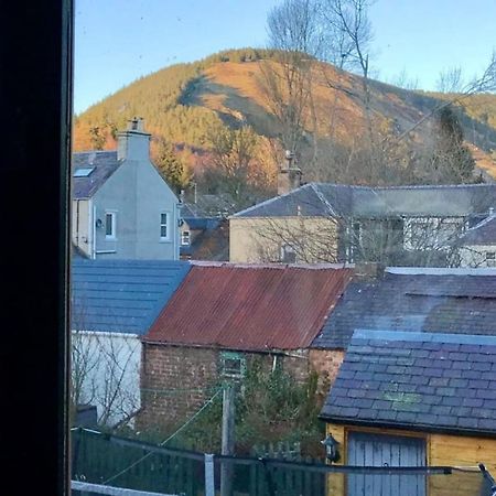 The Morningside Apartment Charming Stylish Apartment In The Centre Of Innerleithen Exteriör bild